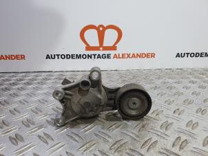 Gebruikte Spanrol Multiriem Citroen C4 Cactus (0B/0P) 1.6 Blue Hdi 100 Prijs op aanvraag aangeboden door Alexander Autodemontage