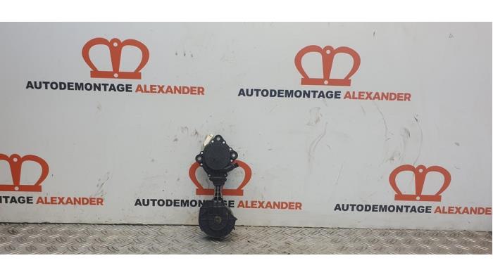 Gebruikte Spanner diversen Mini Mini (R56) 1.4 16V One Prijs op aanvraag aangeboden door Alexander Autodemontage