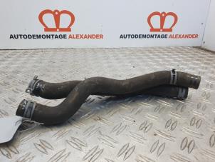 Gebruikte Koelwaterslang Volkswagen Polo V (6R) 1.2 12V BlueMotion Technology Prijs € 25,00 Margeregeling aangeboden door Alexander Autodemontage