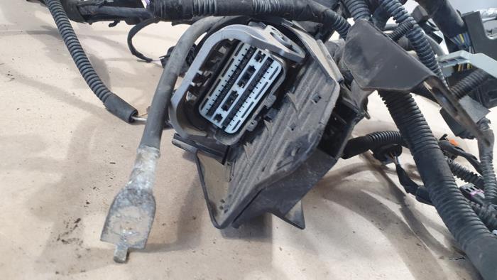 Kabelboom motorruimte van een Ford Fiesta 6 (JA8) 1.0 EcoBoost 12V 100 Van 2014