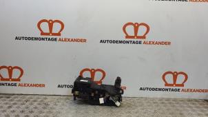 Gebruikte Zekeringkast Peugeot 108 1.0 12V Prijs € 60,00 Margeregeling aangeboden door Alexander Autodemontage