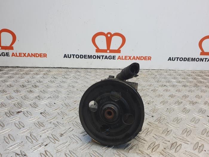 Gebruikte Stuurpomp Ford Mondeo IV 2.0 TDCi 140 16V Prijs € 99,99 Inclusief btw aangeboden door Alexander Autodemontage