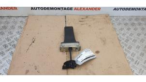 Gebruikte Deurvanger 4Deurs rechts-achter Landrover Range Rover Sport (LS) 2.7 TDV6 24V Prijs op aanvraag aangeboden door Alexander Autodemontage