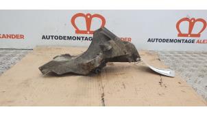 Gebruikte Dynamosteun boven Landrover Range Rover Sport (LS) 2.7 TDV6 24V Prijs op aanvraag aangeboden door Alexander Autodemontage