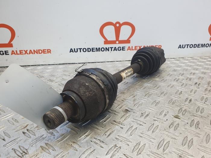 Gebruikte Aandrijfas links-voor Ford Mondeo IV 2.3 16V Prijs € 50,00 Margeregeling aangeboden door Alexander Autodemontage