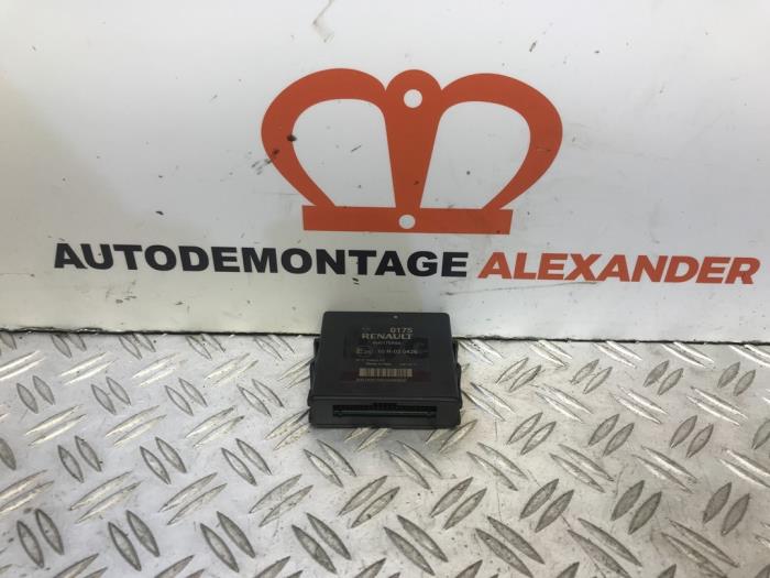 Gebruikte Module PDC Renault Megane III Grandtour (KZ) 1.4 16V TCe 130 Prijs € 89,99 Inclusief btw aangeboden door Alexander Autodemontage