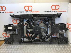 Gebruikte Frontpaneel Renault Megane III Grandtour (KZ) 1.4 16V TCe 130 Prijs op aanvraag aangeboden door Alexander Autodemontage