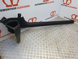 Gebruikte Afdeklijst dorpel links Volkswagen Up! (121) 1.0 12V 60 Prijs op aanvraag aangeboden door Alexander Autodemontage