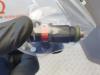 Injector (benzine injectie) van een Volkswagen Polo V (6R) 1.2 12V BlueMotion Technology 2011