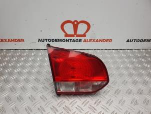 Gebruikte Achterlicht links Volkswagen Golf VI (5K1) 1.4 16V Prijs € 19,99 Margeregeling aangeboden door Alexander Autodemontage