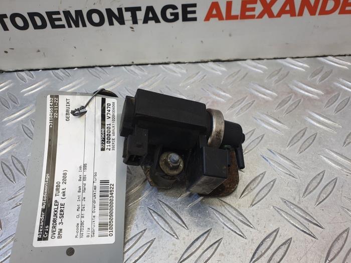 Gebruikte Overdrukklep Turbo BMW 3 serie Touring (E91) 318d 16V Prijs op aanvraag aangeboden door Alexander Autodemontage
