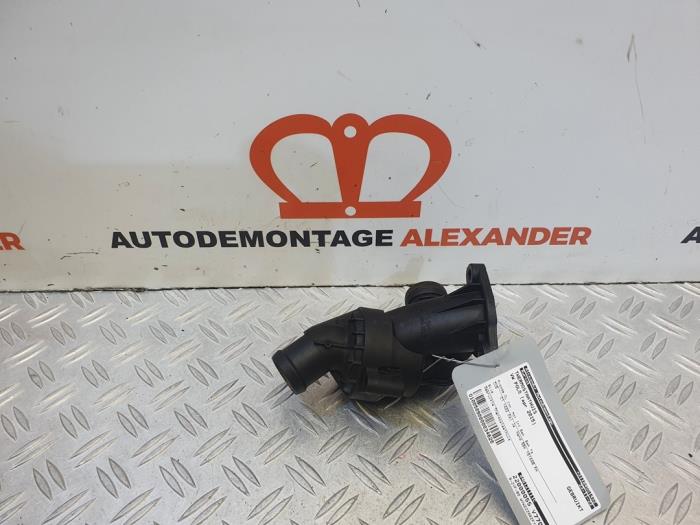 Gebruikte Thermostaathuis Volkswagen Polo V (6R) 1.4 TDI DPF BlueMotion technology Prijs € 40,00 Margeregeling aangeboden door Alexander Autodemontage