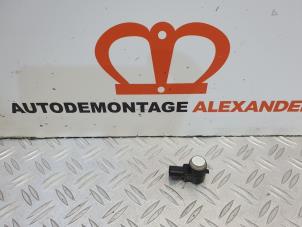 Gebruikte PDC Sensor Opel Astra J (PC6/PD6/PE6/PF6) 1.6 Turbo 16V Prijs op aanvraag aangeboden door Alexander Autodemontage