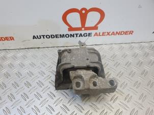 Gebruikte Motorrubber Volkswagen Passat (3C2) 2.0 TDI 140 Prijs op aanvraag aangeboden door Alexander Autodemontage