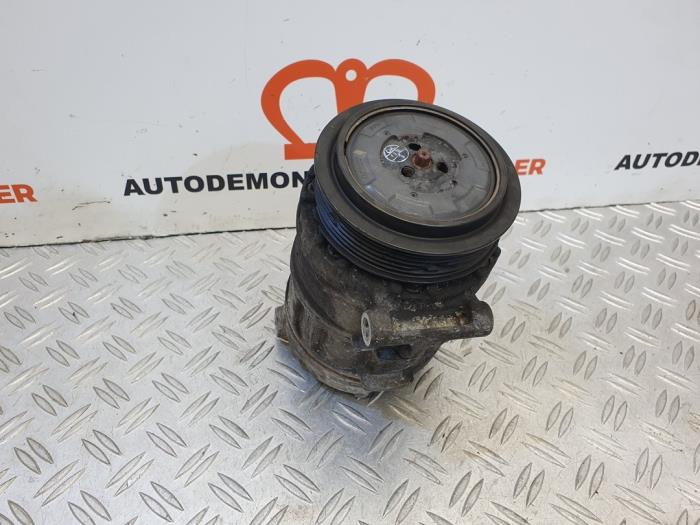 Gebruikte Aircopomp Mercedes S (W220) 3.2 S-320 CDI 24V Prijs € 99,99 Margeregeling aangeboden door Alexander Autodemontage
