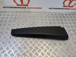 Gebruikte Stijlbekleding rechts-voor Seat Ibiza IV (6J5) 1.4 TDI 12V Prijs op aanvraag aangeboden door Alexander Autodemontage
