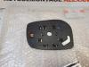 Spiegelglas links van een Toyota Yaris II (P9) 1.3 16V VVT-i 2007