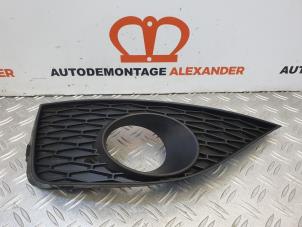 Gebruikte Bumperdeel links-voor Seat Ibiza ST (6J8) 1.2 TDI Ecomotive Prijs op aanvraag aangeboden door Alexander Autodemontage