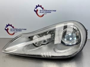 Gebruikte Linker Koplamp Porsche Cayenne (9PA) 3.6 24V Prijs € 150,00 Margeregeling aangeboden door Alexander Autodemontage