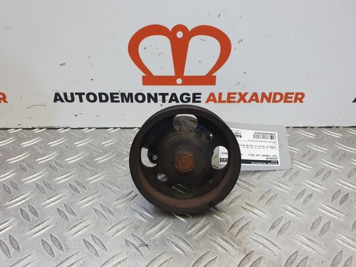 Gebruikte Waterpomp Fiat Fiorino (225) 1.3 JTD 16V Multijet Prijs op aanvraag aangeboden door Alexander Autodemontage