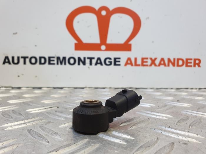 Gebruikte Klopsensor Opel Corsa D 1.4 16V Twinport LPG Prijs op aanvraag aangeboden door Alexander Autodemontage
