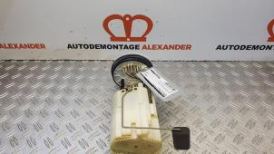 Gebruikte Tank element Pomp Volkswagen Up! (121) 1.0 12V 75 Prijs € 9,99 Margeregeling aangeboden door Alexander Autodemontage
