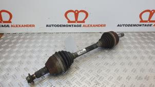 Gebruikte Aandrijfas links-voor Opel Astra J (PC6/PD6/PE6/PF6) 1.6 Turbo 16V Prijs op aanvraag aangeboden door Alexander Autodemontage