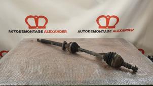 Gebruikte Aandrijfas rechts-voor Opel Astra J (PC6/PD6/PE6/PF6) 1.6 Turbo 16V Prijs € 79,99 Margeregeling aangeboden door Alexander Autodemontage