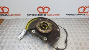 Gebruikte Fusee links-voor Opel Astra J (PC6/PD6/PE6/PF6) 1.6 Turbo 16V Prijs op aanvraag aangeboden door Alexander Autodemontage