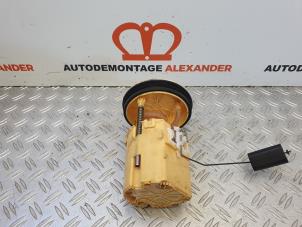 Gebruikte Tank element Pomp Ford Fiesta 6 (JA8) 1.6 TDCi 16V 95 Prijs € 34,99 Margeregeling aangeboden door Alexander Autodemontage