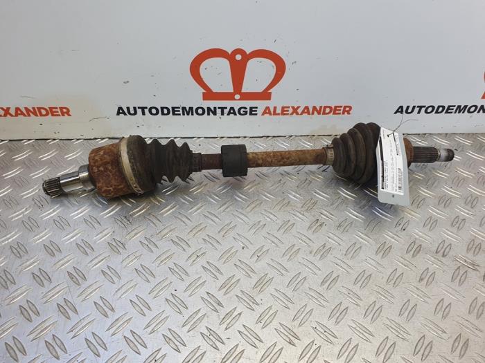 Gebruikte Steekas links-voor Ford Fiesta 6 (JA8) 1.6 TDCi 16V 95 Prijs op aanvraag aangeboden door Alexander Autodemontage