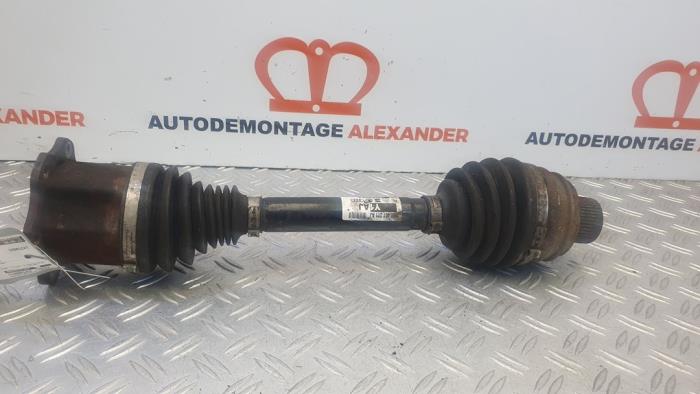 Gebruikte Aandrijfas rechts-voor Audi A4 Avant (B8) 2.0 TDI 16V Prijs op aanvraag aangeboden door Alexander Autodemontage