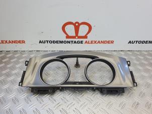 Gebruikte Kilometerteller sierlijst Volkswagen Golf VII (AUA) 1.6 TDI 16V Prijs op aanvraag aangeboden door Alexander Autodemontage