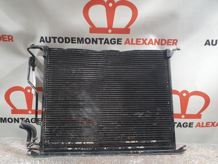 Gebruikte Airco Condensor Mercedes S (W220) 4.0 S-400 CDI V8 32V Prijs € 29,99 Margeregeling aangeboden door Alexander Autodemontage