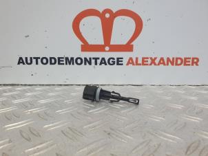 Gebruikte Temperatuursensor binnen Volkswagen Polo V (6R) 1.6 TDI 16V 90 Prijs op aanvraag aangeboden door Alexander Autodemontage