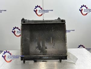 Gebruikte Radiateur Toyota Yaris II (P9) 1.3 16V VVT-i Prijs € 50,00 Margeregeling aangeboden door Alexander Autodemontage