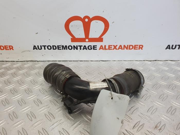 Gebruikte Intercooler Buis Ford Fiesta 6 (JA8) 1.6 TDCi 16V 95 Prijs op aanvraag aangeboden door Alexander Autodemontage