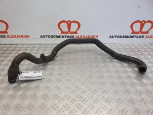 Gebruikte Koelwaterslang Ford Fiesta 6 (JA8) 1.6 TDCi 16V 95 Prijs op aanvraag aangeboden door Alexander Autodemontage