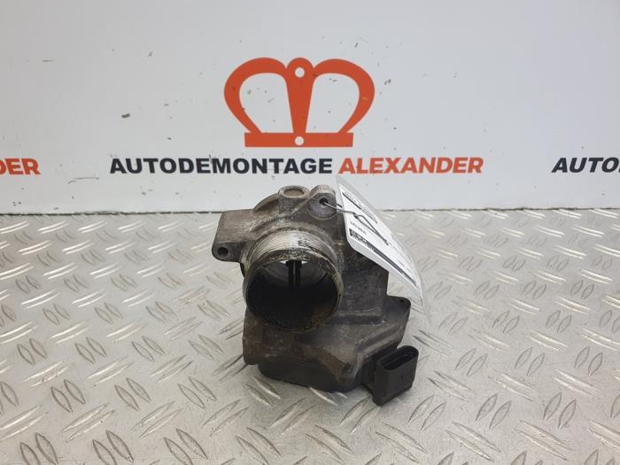 Gebruikte Gasklephuis Seat Ibiza IV SC (6J1) 1.6 TDI 90 Prijs € 29,99 Margeregeling aangeboden door Alexander Autodemontage
