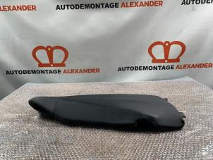 Gebruikte Zijpaneel Bekleding links-achter BMW 1 serie (E82) 118d 16V Prijs op aanvraag aangeboden door Alexander Autodemontage