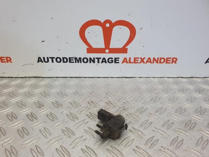 Gebruikte Brandstofdruk sensor Audi A4 (B7) 2.0 TDI 16V Prijs op aanvraag aangeboden door Alexander Autodemontage