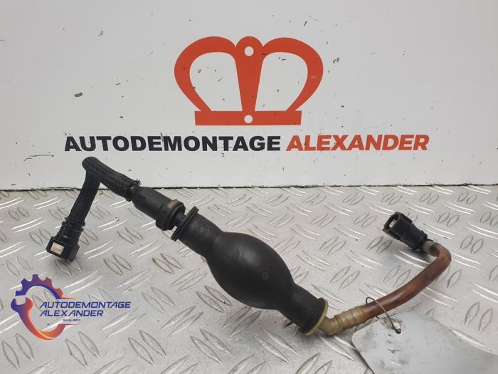 Gebruikte Brandstofleiding Peugeot 307 (3A/C/D) 2.0 HDi 90 Prijs € 20,00 Margeregeling aangeboden door Alexander Autodemontage