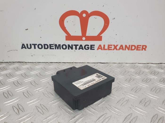 Central electronic module Volkswagen Polo V (6R), 2009 / 2017 1.2 TDI 12V BlueMotion, Hatchback, Diesel, 1.199cc, 55kW (75pk), FWD, CFWA, 2009-10 / 2014-05 (Gebruikt)