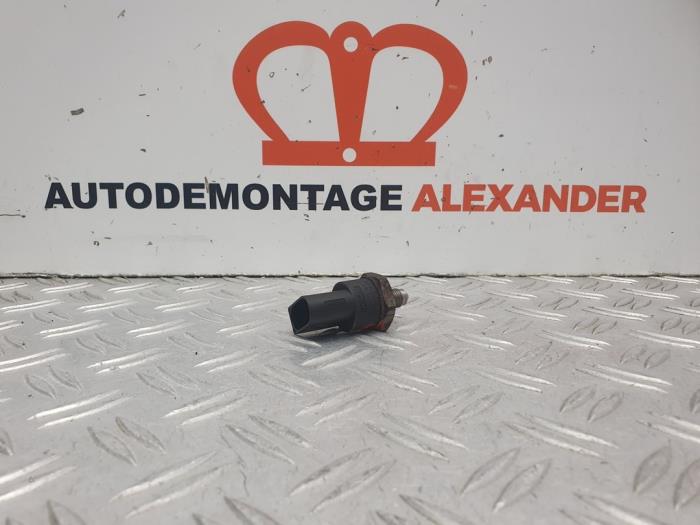 Gebruikte Brandstofdruk sensor Volkswagen Touran (1T1/T2) 2.0 FSI 16V Prijs € 30,00 Margeregeling aangeboden door Alexander Autodemontage