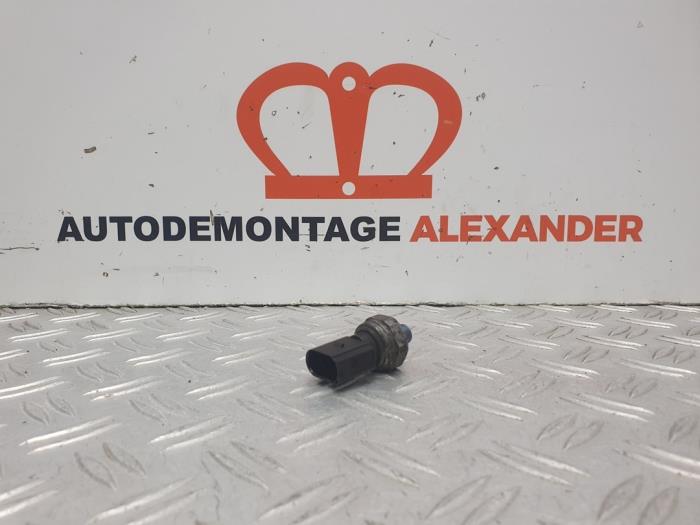 Gebruikte Brandstofdruk sensor Volkswagen Touran (1T1/T2) 2.0 FSI 16V Prijs € 30,00 Margeregeling aangeboden door Alexander Autodemontage