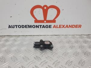 Gebruikte Nokkenas Sensor Peugeot 207/207+ (WA/WC/WM) 1.6 16V VTi Prijs op aanvraag aangeboden door Alexander Autodemontage