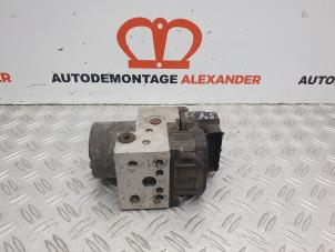 Gebruikte ABS Pomp Audi A6 Avant (C5) 2.4 V6 30V Prijs € 25,00 Margeregeling aangeboden door Alexander Autodemontage