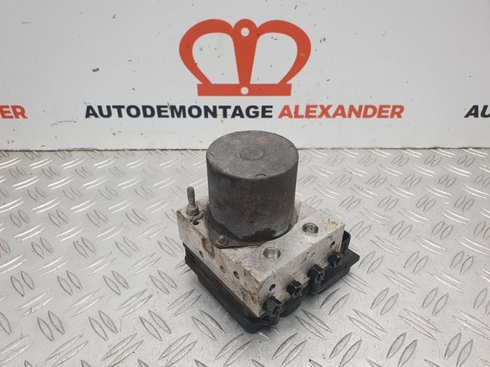 Gebruikte ABS Pomp Audi A6 Quattro (C6) 3.2 V6 24V FSI Prijs € 350,00 Margeregeling aangeboden door Alexander Autodemontage