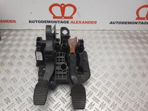 Gebruikte Pedalen Set Ford Ka II 1.2 Prijs op aanvraag aangeboden door Alexander Autodemontage