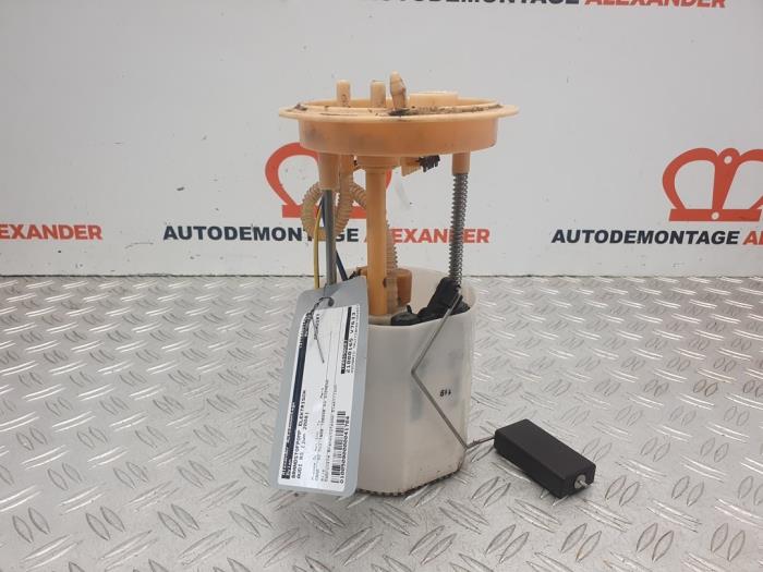 Gebruikte Tank element Pomp Audi A3 Cabriolet (8P7) 2.0 TDI 16V Prijs € 19,99 Margeregeling aangeboden door Alexander Autodemontage